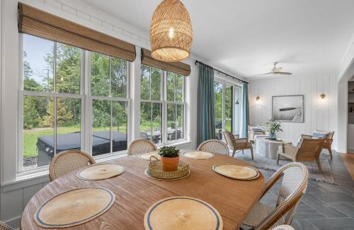 Sister Bay House | Vita Huset by Simple Life Rentals