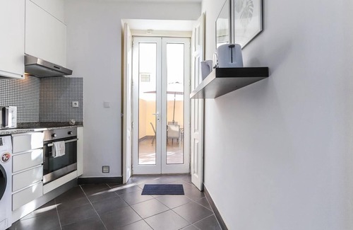 Santo Condestavel Apartment | Vita Portucale | Campo de Ourique Terrace