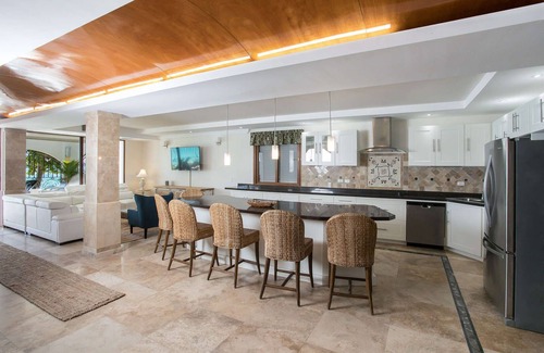 Simpson Bay Villa | Vittoria Luxury villa