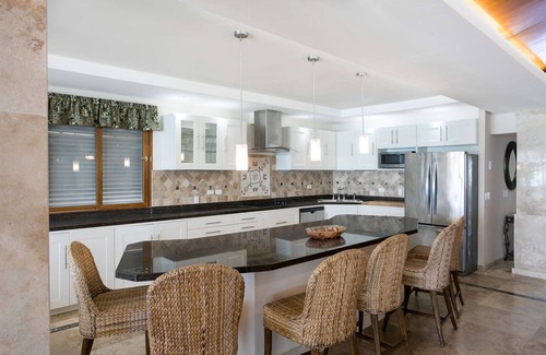 Simpson Bay Villa | Vittoria Luxury villa