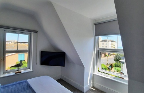 Clacton-on-Sea Bed & Breakfast | Viva Guest House