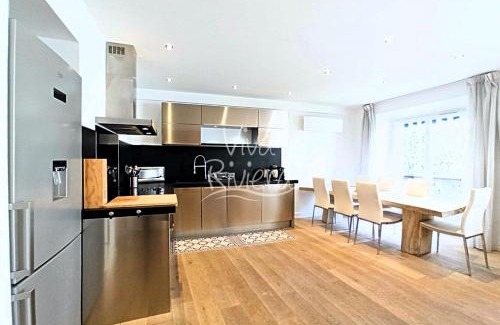 Cannes City Centre Apartment | Viva Riviera 3 bedrooms Natural Loft
