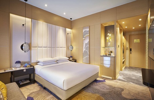 Bangalore City Center Hotel | Vivanta Bengaluru Residency Road