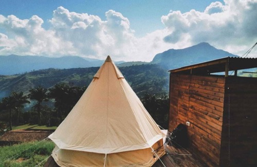 Titiribi RV Rental | ¡Vive un Paraíso En el Glamping BioUnity!