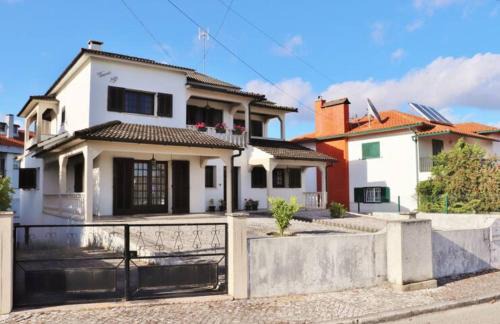 Nossa Sra. da Piedade House | Vivenda Alju