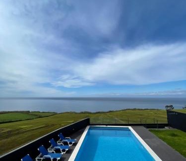 Ponta Delgada Villa | Vivenda Luxuosa