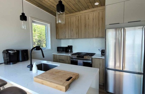 Adstock Ski Chalet | Vivez l'expérience de la vie à la montagne dans notre chaleureux chalet!n
