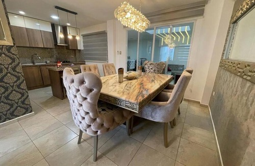 Manta Villa | Vivienda en urbanización privada baru