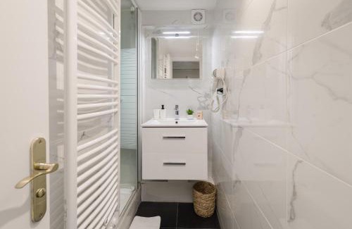 Vivienne Apartment | Vivienne by Sereners - Sublime Apartment near Opera