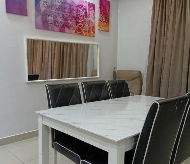 Presint 15 Apartment | VLA 17 Homestay Putrajaya Dwiputra