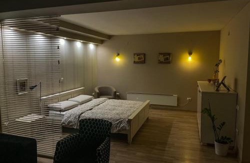Stip Apartment | VNVP Black Amber
