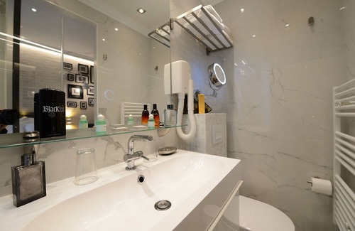 Bel-Air Nord Apartment | Voûte 104