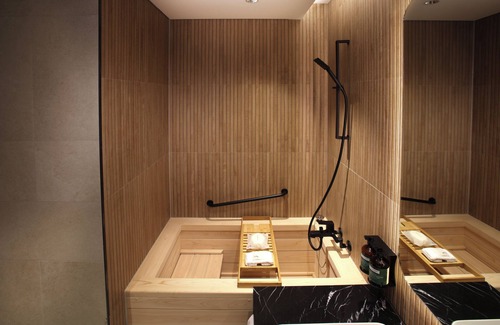 Nonhyeon-dong Hotel | voco Seoul Gangnam by IHG