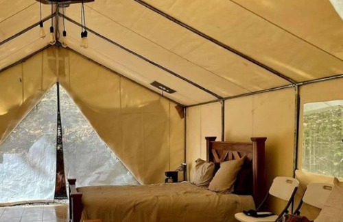San Rafael de Guatuso House | Volcano Tenorio Glamping Ranch - 3 Fully Furnished Luxury Glamping Tents