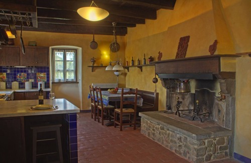Mologno Villa | Voted Best Vacation Rental in Tuscany