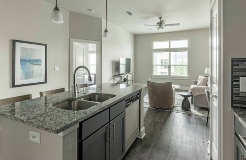 Nassau Bay Apartment | Voyager 1BD 9 - One Bedroom Apartment, Sleeps 2
