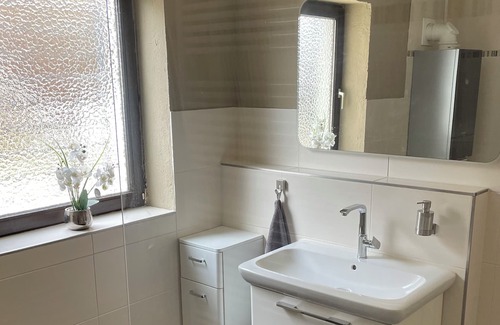 Ense Apartment | Vrbo Property