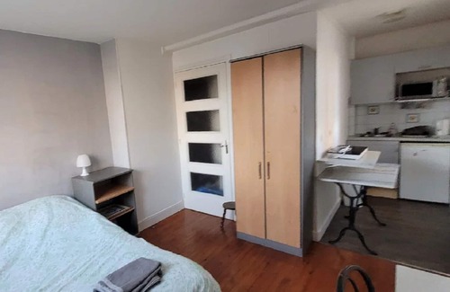 Le Marais Apartment | Vrbo Property