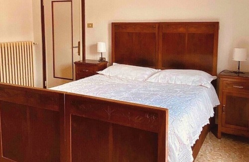 Casalfiumanese Apartment | Vrbo Property