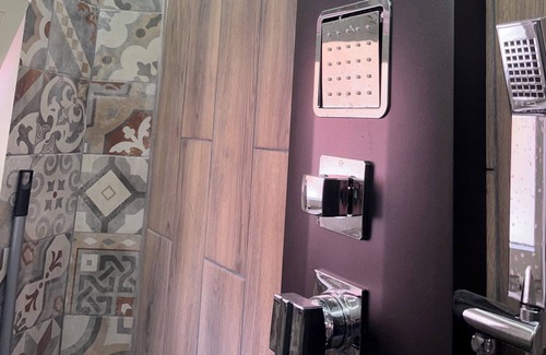Ganzirri Apartment | Vrbo Property