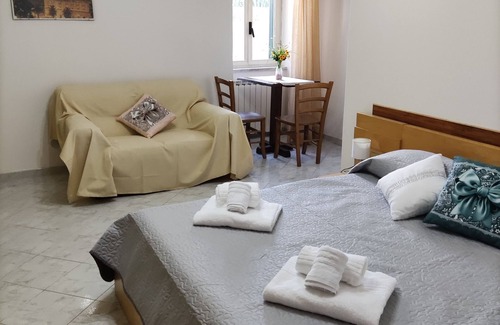 Pompei Bed & Breakfast | Vrbo Property