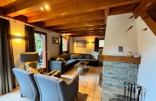 Oz House | Vrijstaand chalet in het groen met ruim terras en 6 slaapkamers
