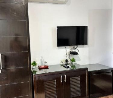 DLF Phase 3 House | VRResidency