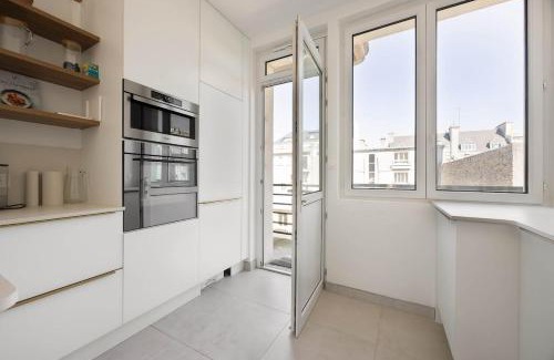 Downtown Apartment | Vue sur la place Wilson - Appt spacieux et lumineux