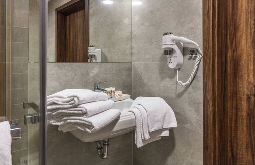 West Pomeranian Voivodeship Hotel | Vulcan Hotel