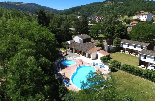 Lavoute-Chilhac Apartment | VVF The Gorges de l'Allier * - 2 Room Cottage 6 People 1 baby