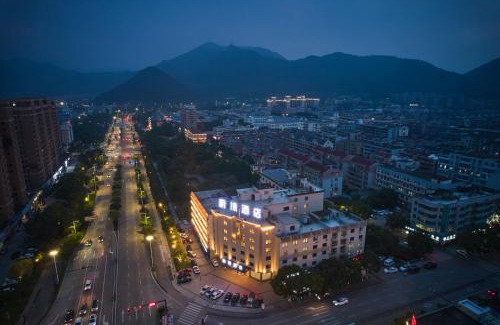 Xiangshan Hotel | Vyluk Hotel Xiangshan Wanda Plaza
