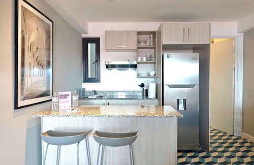 Santa Ana Apartment | w* | Bright & Modern Loft w/AC in Santa Ana