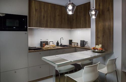 Koszalin Apartment | W&K Apartments - Glam Suite - Faktura VAT, Parking