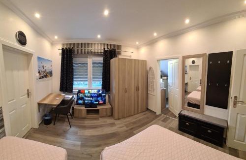 Hullhorst Apartment | W3 Ferienwohnung-32609 Hüllhorst Minden-Lübbecke