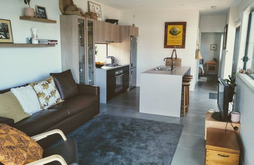 Pretty Beach Central Coast House | Waggy Waterfront Retreat #waggywaterfront Beautiful beach