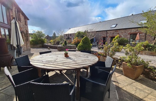 Liverton House | Wagtail is set in South Devon with shared indoor pool & games room