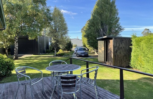 Manapouri Cottage | Waiau Crib - A Cottage by the River