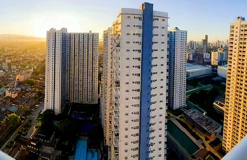 Project 8 Condo | Wake Up to Unforgettable Sunrises. Have a memorable vacation in our 2Br Condo.