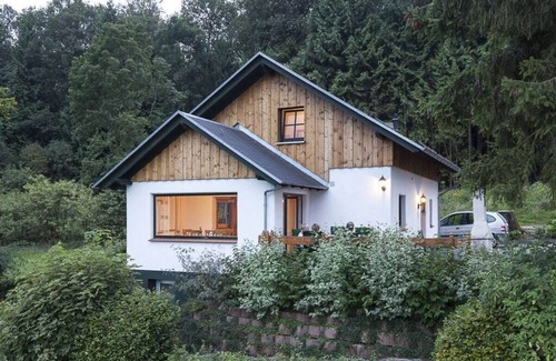 Kallenhardt Boat Rental | "Waldfrieden" Comfortable holiday residence