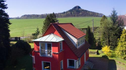Reinhardtsdorf-Schoena House | Waldhufenhaus in Schöna