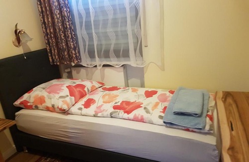 Regenstauf Bed & Breakfast | Waldpension