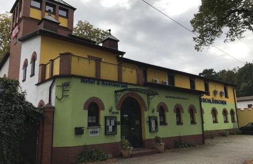 Mittenwalde Bed & Breakfast | Waldschlösschen