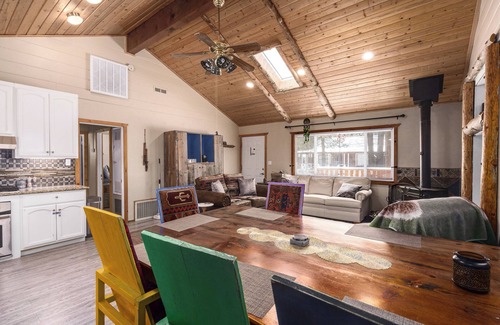 Big Bear City Cabin | Walk 2 Lake, Go Karts, Dining & Shops, King Bed, 55" TVs+Fenced Yard 4 Pets