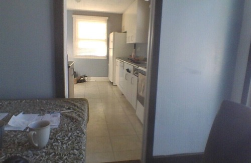Terrace Bay House | Walk 3 minutes to the bar and grocery store, and private with bush trails behind