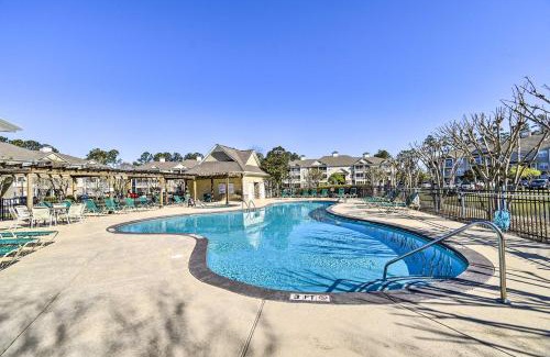 Calabash Apartment | Walk to Crow Creek Golf Club Condo with Pool!