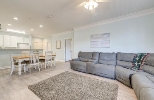 Calabash Apartment | Walk to Crow Creek Golf Club Condo with Pool!