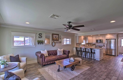 Gilbert House | Walk to Downtown: Gilbert Home w/Fire Pit!