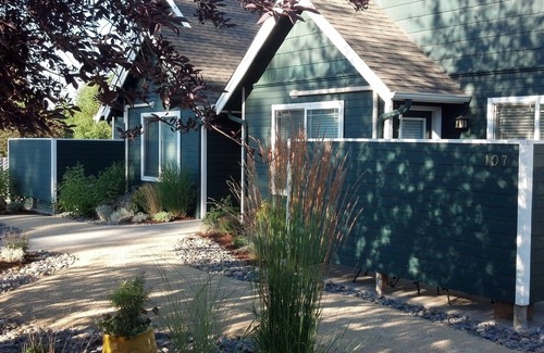 Old Bend Apartment | WALK TO DOWNTOWN & OLD MILL-1 BLOCK TO THE RIVER-MODERN/ATTRACTIVE 1 BDR SUITE