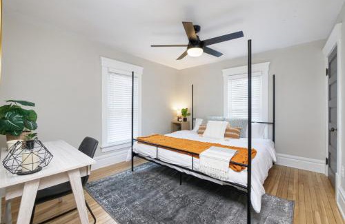 Highland Square House | Walk to Highland Square, Sleeps 8