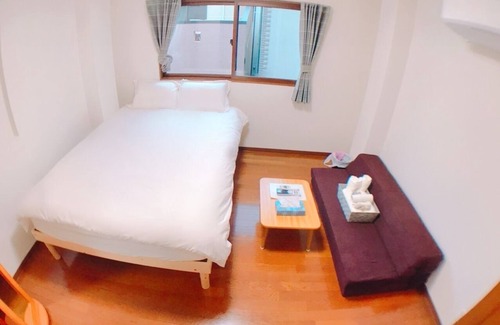Naniwa House | walk to imamiya JR 3 min. Subway 5 min